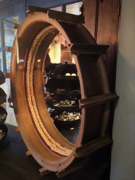 12557672_10153178965771268_561881555_o